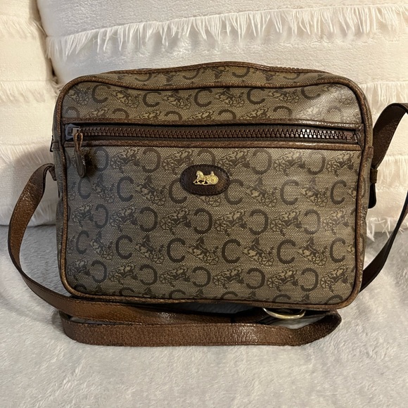 Sold - Picture 4 of 10